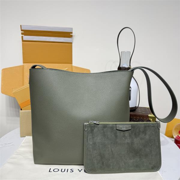 2026120181651540 270